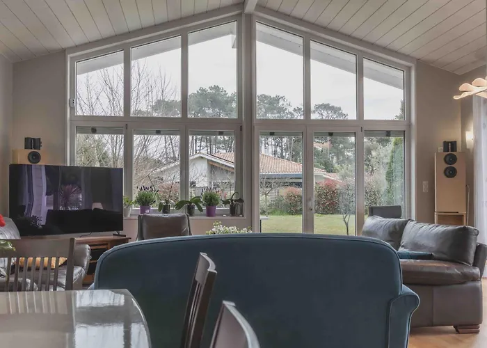 Uhaina Serenite Oceane Villa *