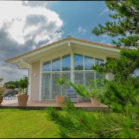 Uhaina Sérénité Océane Villa