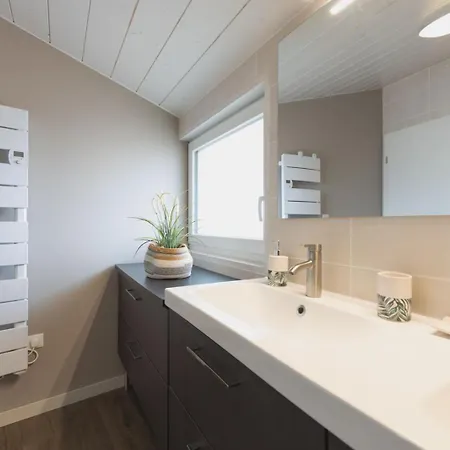 Uhaina Sérénité Océane